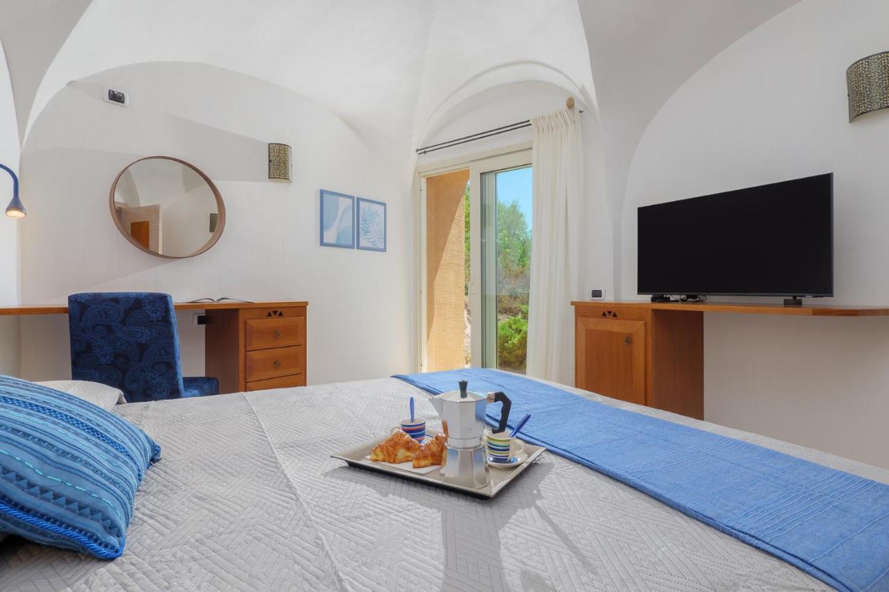 Villetta Azzurro - Sherdenia Luxury Apartments 马里内拉 外观 照片