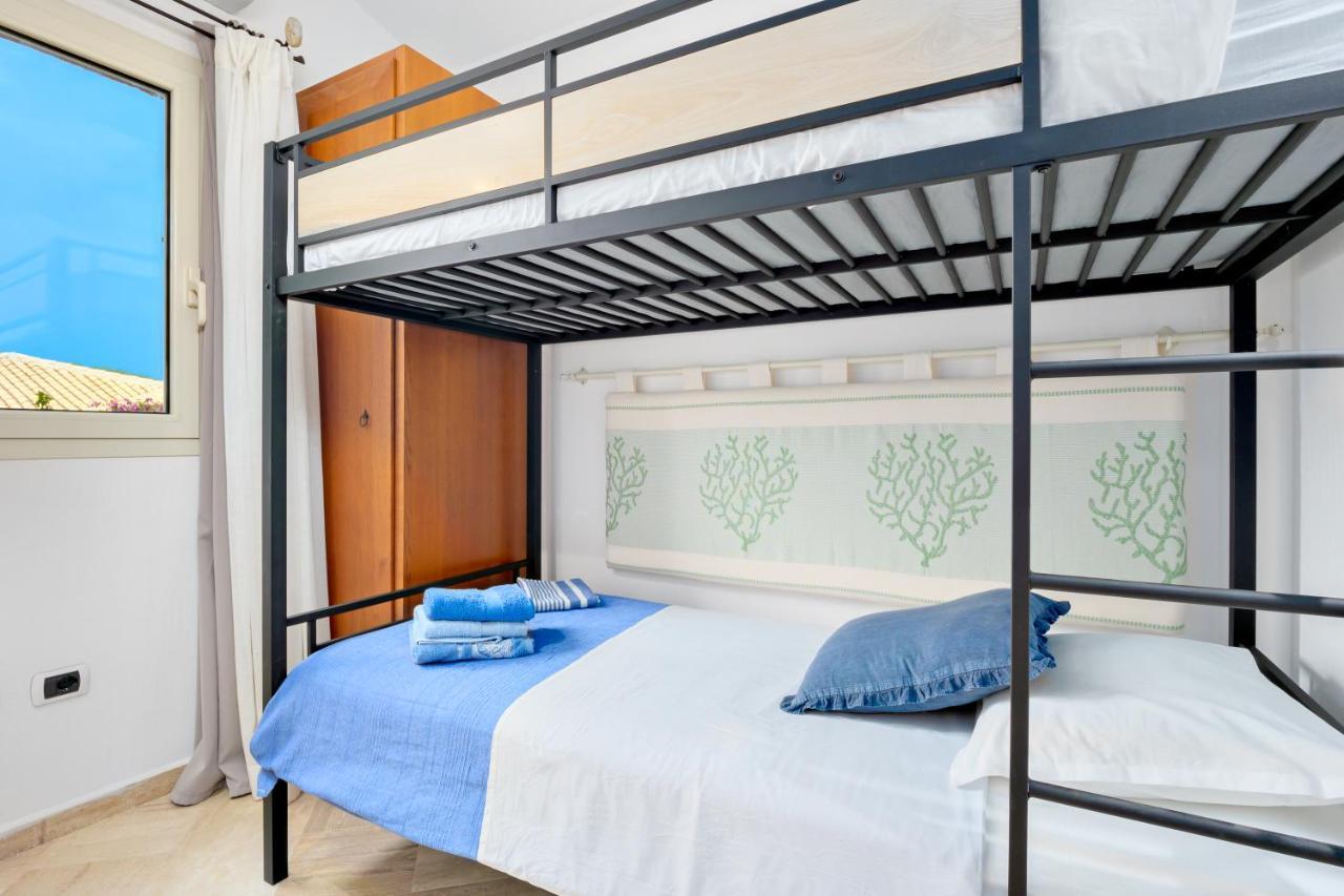 Villetta Azzurro - Sherdenia Luxury Apartments 马里内拉 外观 照片